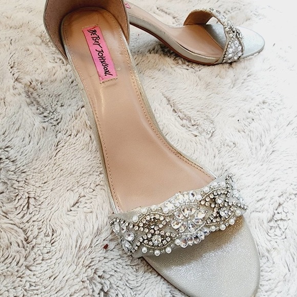 BETSEY JOHNSON GABRIAL JEWELED GRAY SPRAPPY HEELS SIZE 11 - Picture 5 of 11
